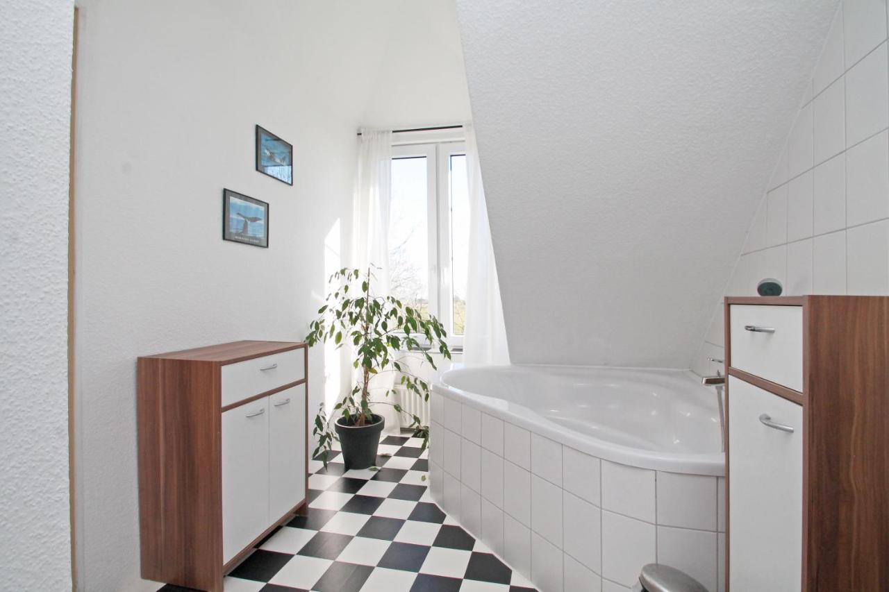 Pension Altes Zollhaus Norden Buitenkant foto